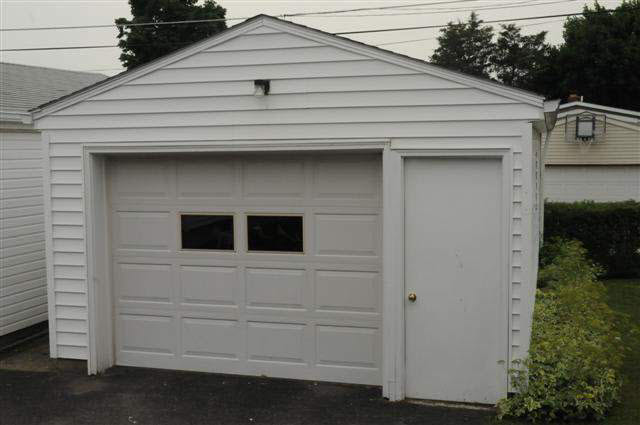 1307 S 23rd St, New Castle, IN 47362 photo 2