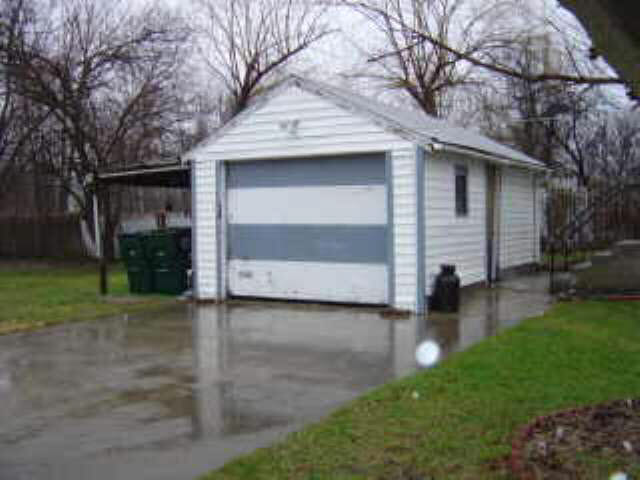 1408 E Centennial, Muncie, IN 47302 photo 9