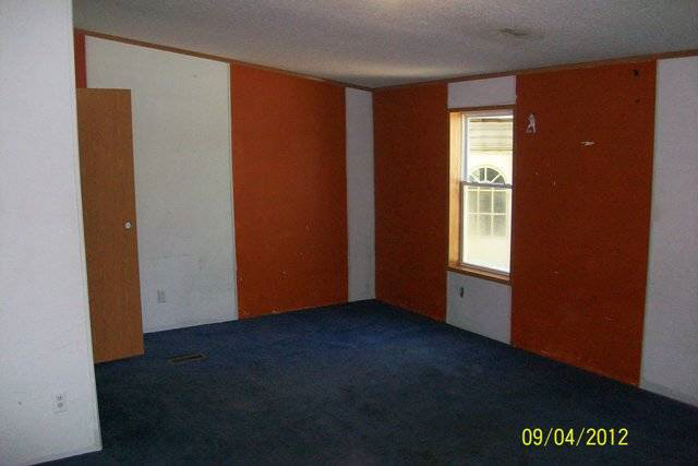 1000 S Winmere, Selma, IN 47383 photo 4
