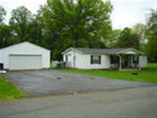 1315 R Ave, New Castle, IN 47362 photo 2