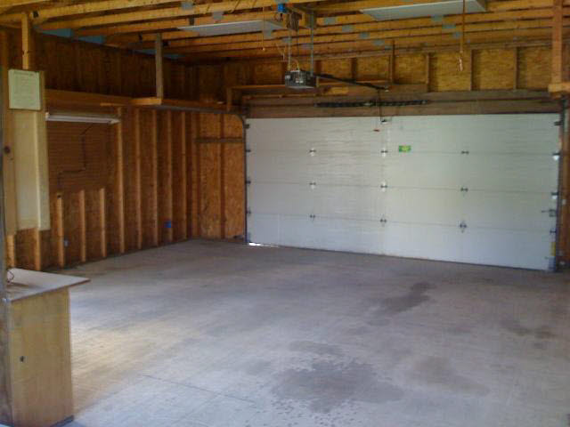 52 E Charles, Redkey, IN 47373 photo 8