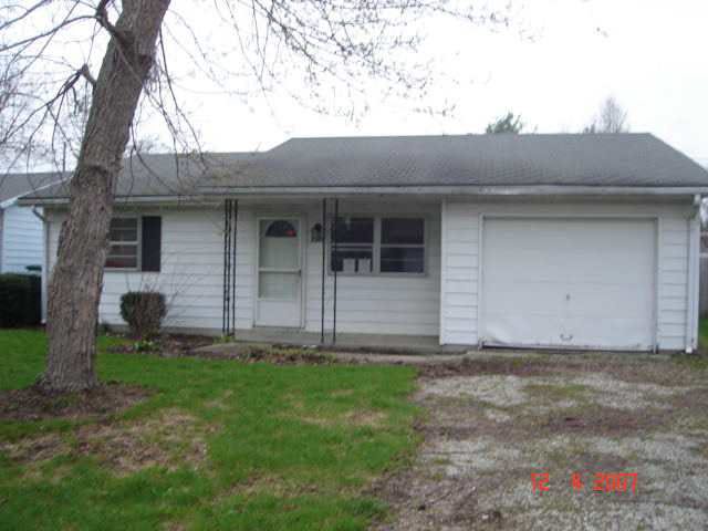 2002 E 15th St, Muncie, IN 47302 photo 1
