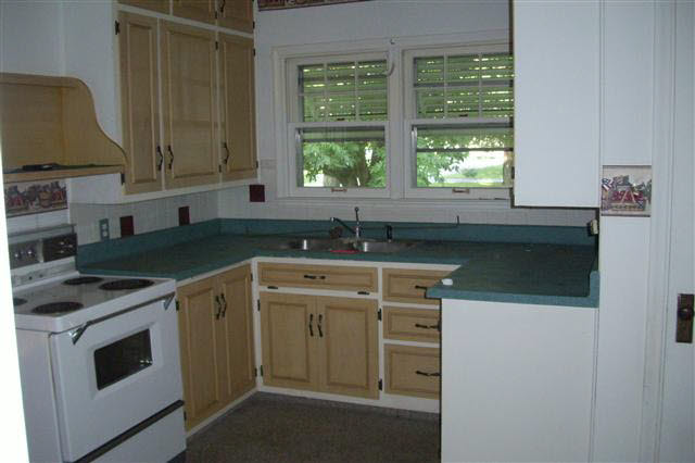 222 Arlington, Dunkirk, IN 47336 photo 3