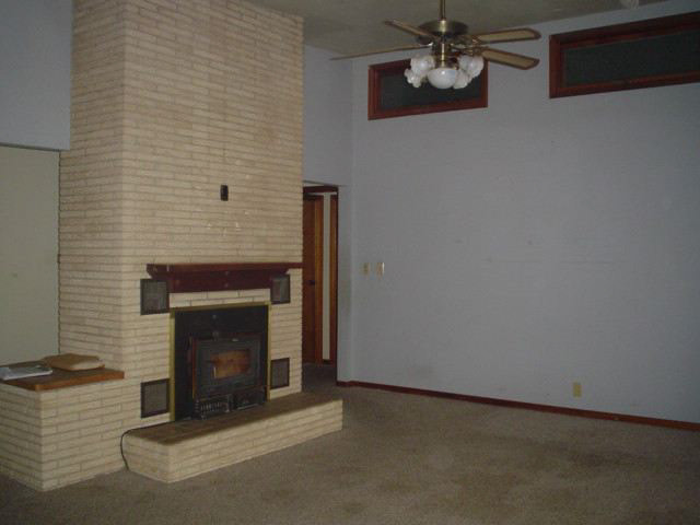 4942 S Broad St, Dunkirk, IN 47336 photo 4