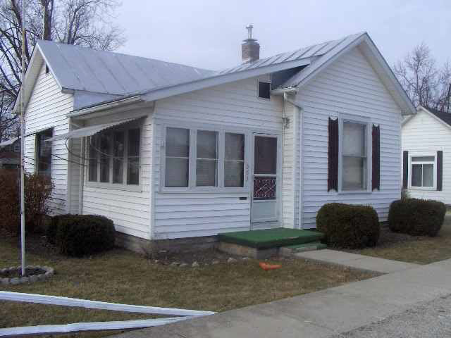 383 W Commerce, Dunkirk, IN 47336 photo 1