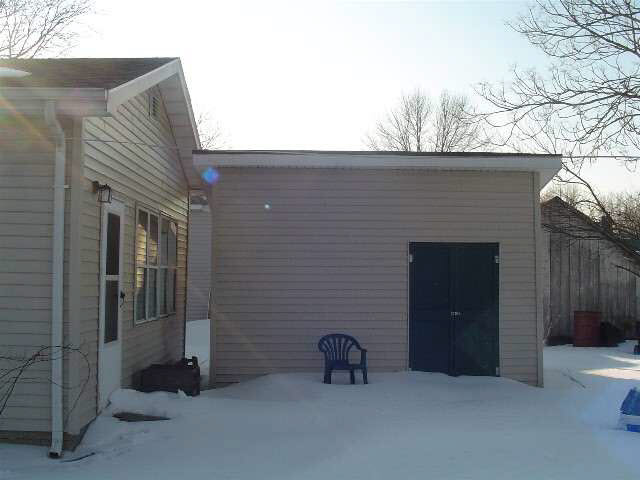 218 W Maple, Spiceland, IN 47385 photo 2