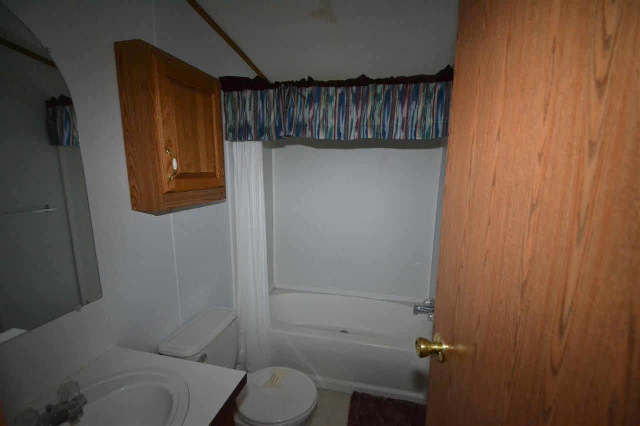 903 W Perkins, Hartford City, IN 47348 photo 15