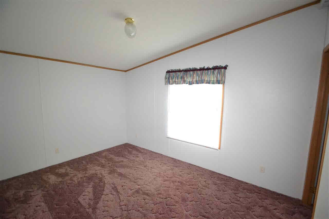 903 W Perkins, Hartford City, IN 47348 photo 14
