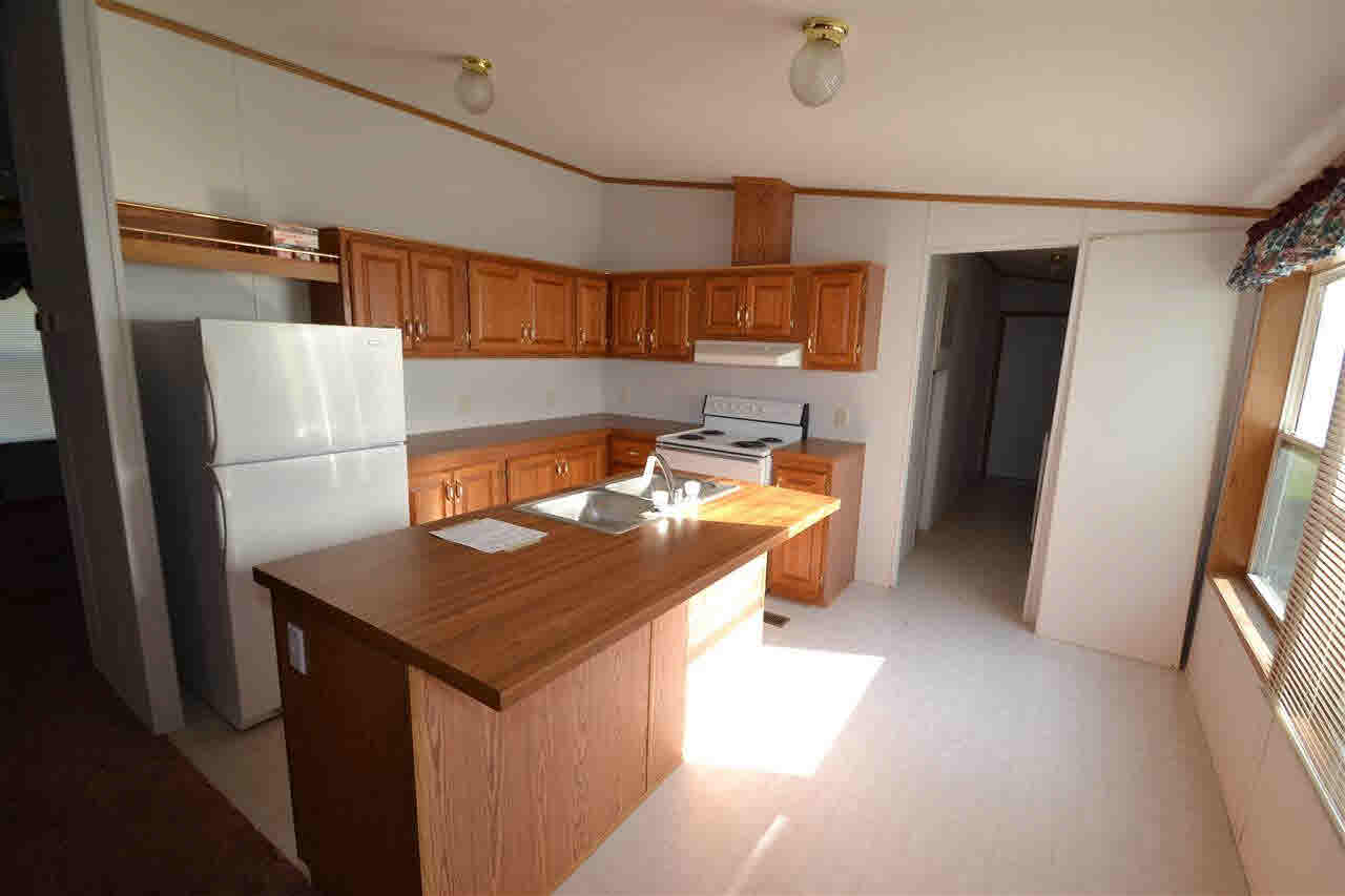 903 W Perkins, Hartford City, IN 47348 photo 6