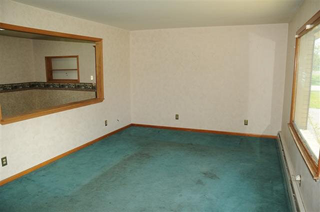 102 E Martindale, Kennard, IN 47351 photo 2