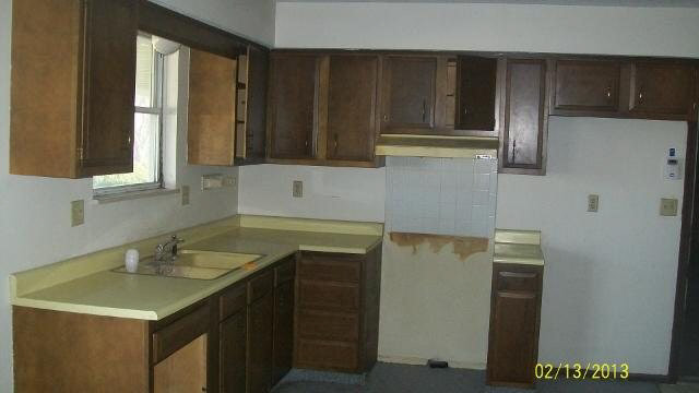 2606 Maple, New Castle, IN 47362 photo 4