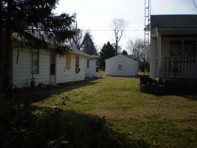 416 SW 17th St, Richmond, IN 47374 photo 3