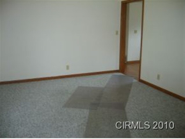 322 E 5th St, Fairmount, IN 46928 photo 8