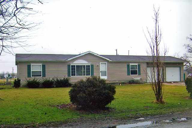310 N Oak, Redkey, IN 47373 photo 1