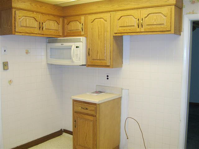 618 N Western Ave, Portland, IN 47371 photo 8
