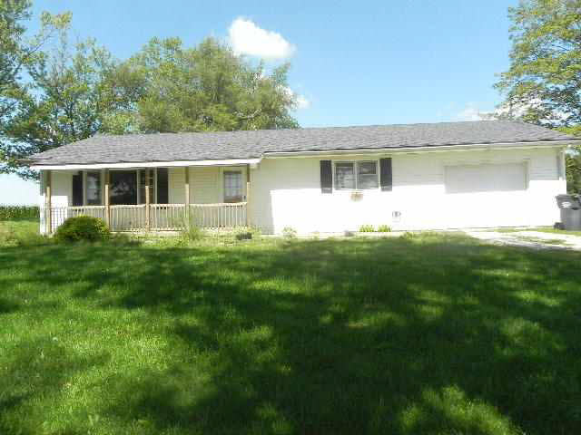 2733 W Sr 18, Hartford City, IN 47348 photo 1