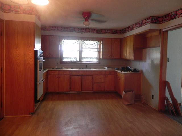 2733 W Sr 18, Hartford City, IN 47348 photo 2