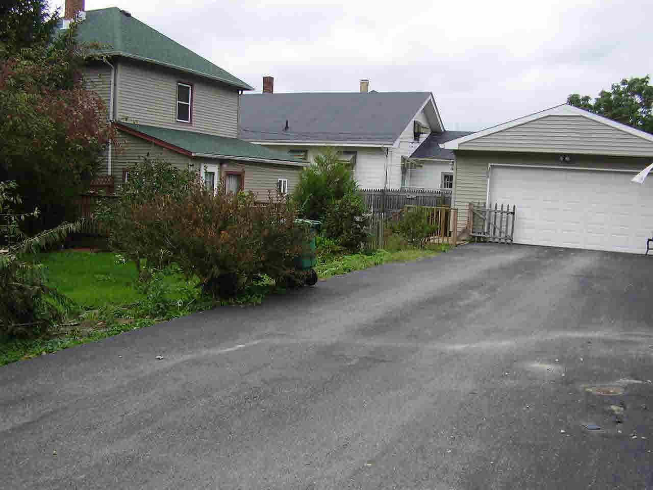 332 S 7th St, New Castle, IN 47362 photo 2