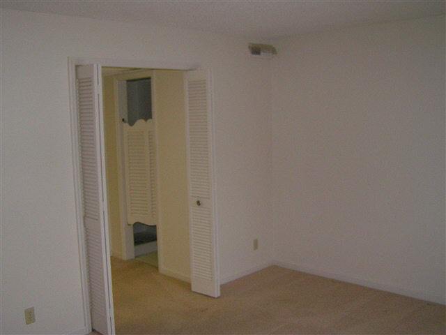 4501 N Wheeling #2-113, Muncie, IN 47304 photo 4