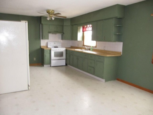 525 Haskell, Dunkirk, IN 47336 photo 3