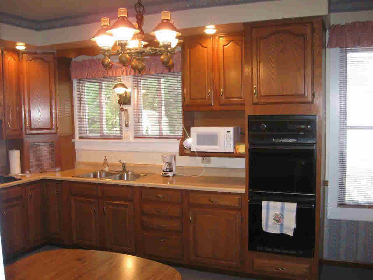 2009 S York Rd, Yorktown, IN 47396 photo 12