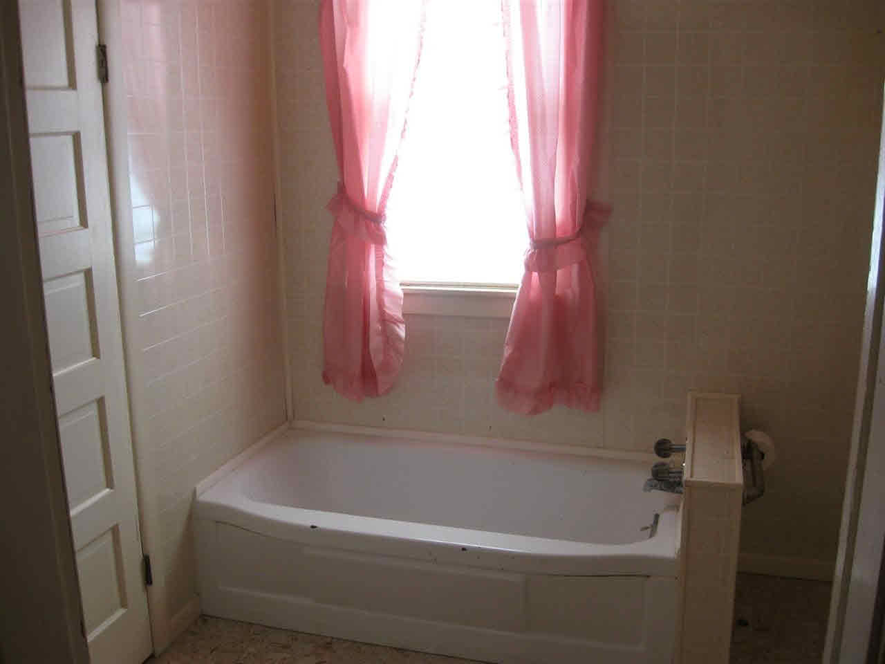 2009 S York Rd, Yorktown, IN 47396 photo 18