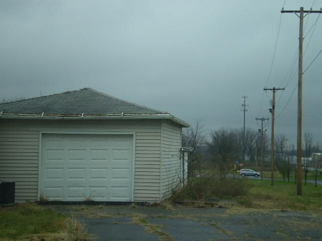 3402 Backmeyer, Richmond, IN 47374 photo 3