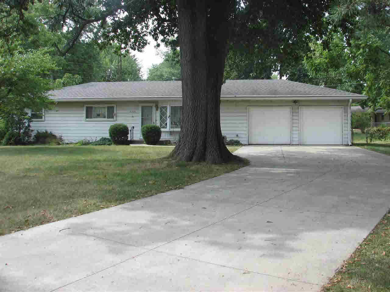 2708 W Beck Cir, Muncie, IN 47304 photo 2