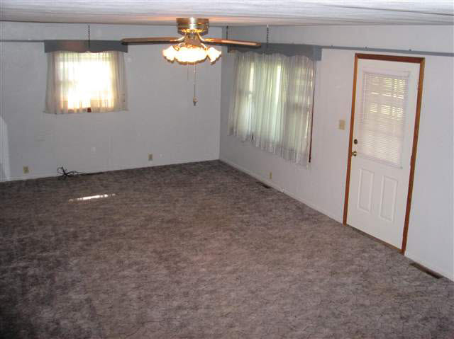 6910 E Windsor, Muncie, IN 47302 photo 9