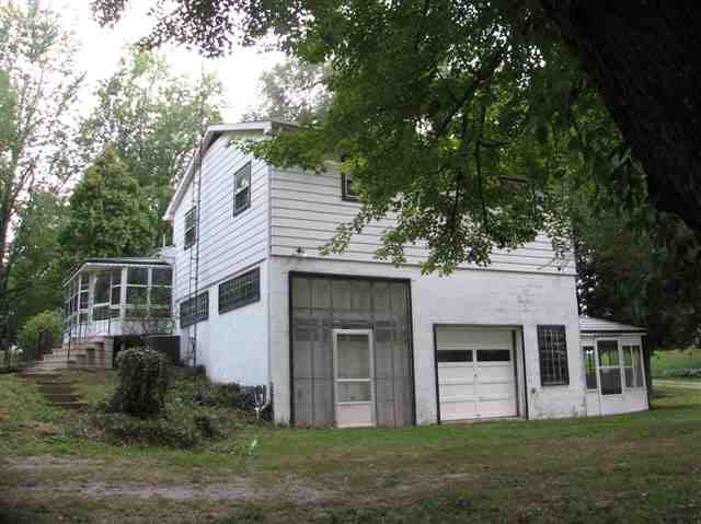 6910 E Windsor, Muncie, IN 47302 photo 2