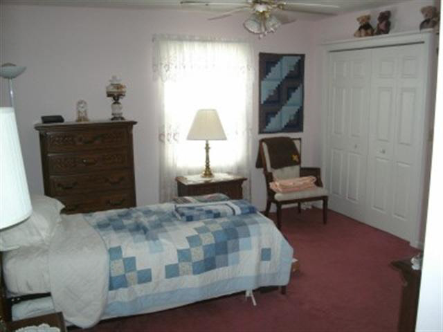 4801 N Pebble Ct, Muncie, IN 47304 photo 5