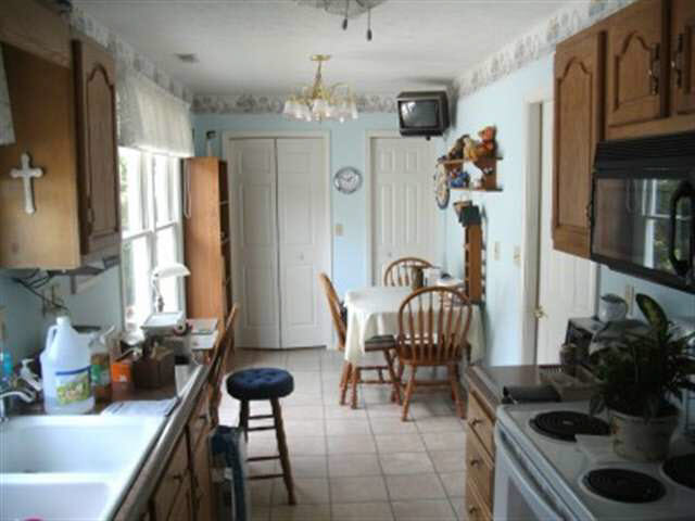 4801 N Pebble Ct, Muncie, IN 47304 photo 2