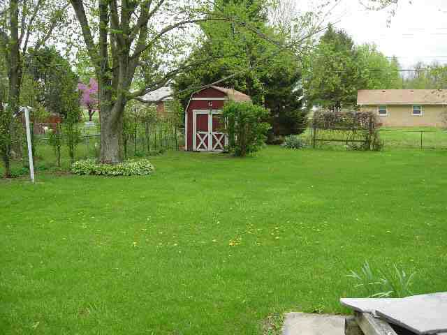 1017 E Cooper, Muncie, IN 47302 photo 7