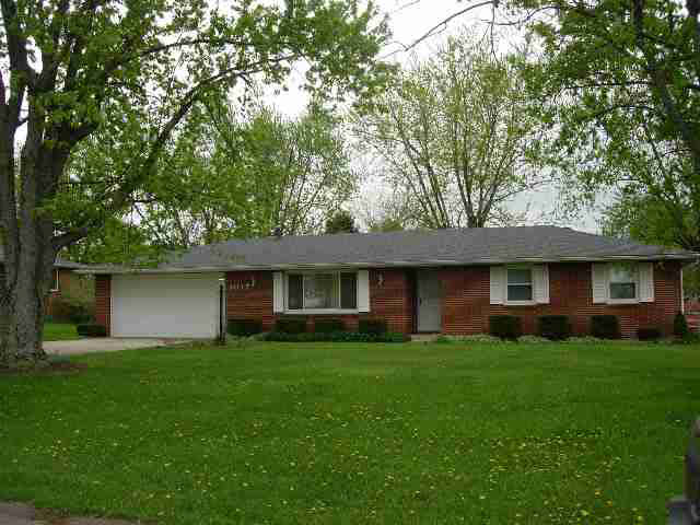 1017 E Cooper, Muncie, IN 47302 photo 1