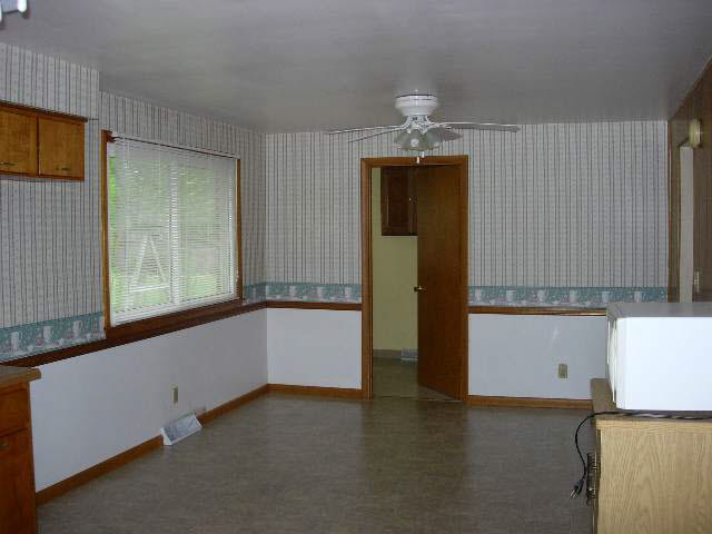 1017 E Cooper, Muncie, IN 47302 photo 4