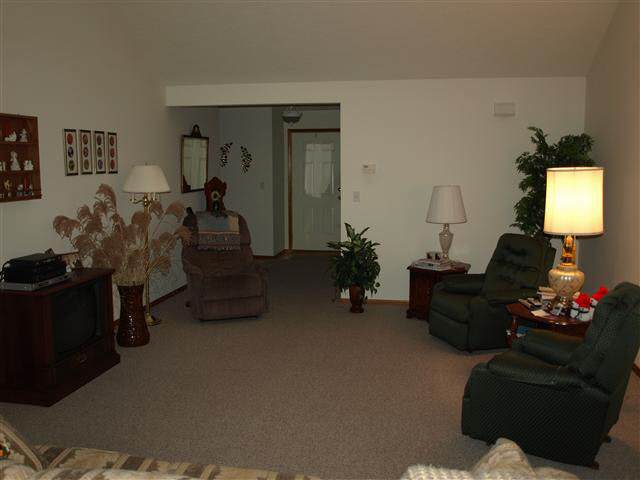34 Clubview Dr, Hartford City, IN 47348 photo 4
