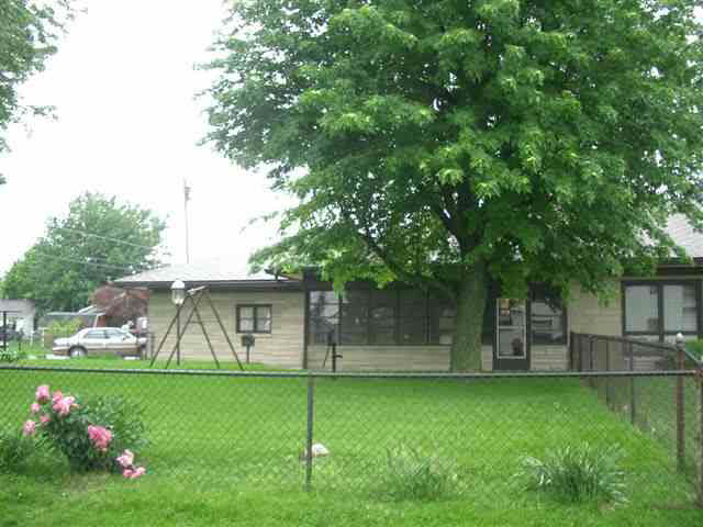 606 N Main, Dunkirk, IN 47336 photo 2