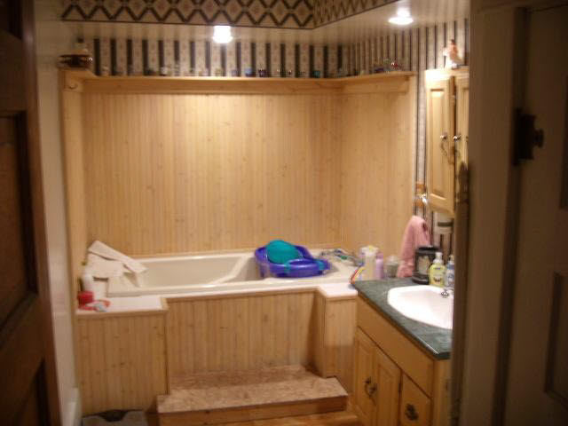6701 W Maxville Rd, Farmland, IN 47340 photo 7