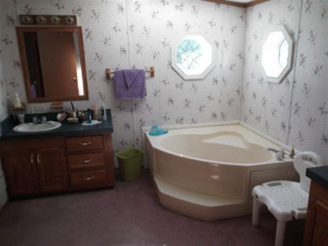 1624 W Sr 28, Ridgeville, IN 47380 photo 7
