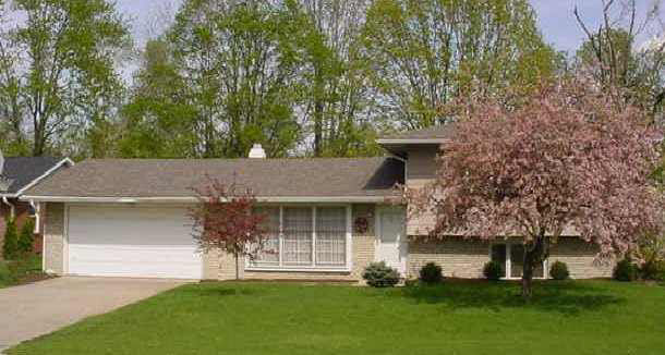 1100 N Shellbark Rd, Muncie, IN 47304 photo 1
