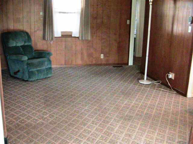 928 S Westchester Park Dr, Yorktown, IN 47396 photo 5