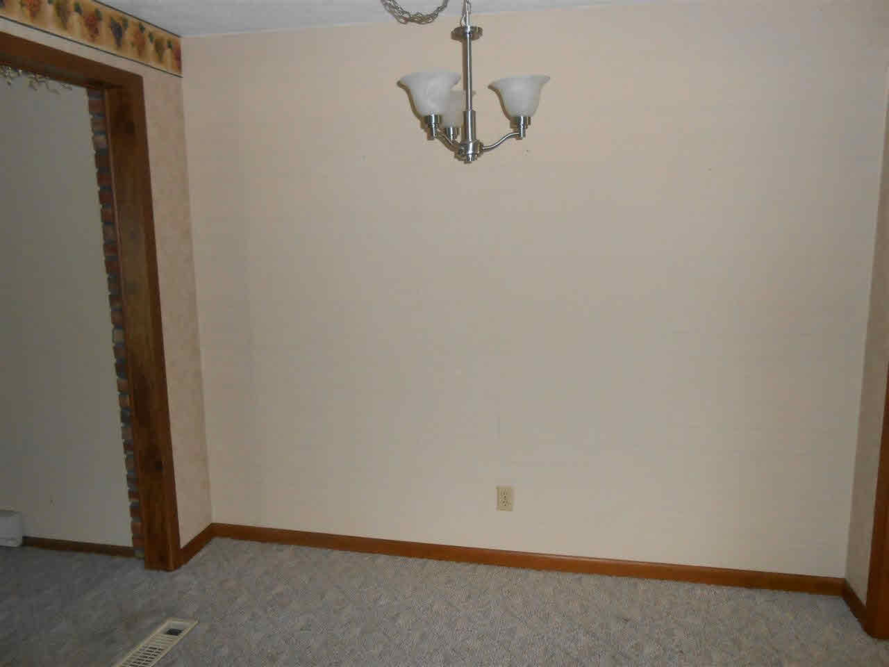 1103 Progress St, Middletown, IN 47356 photo 3
