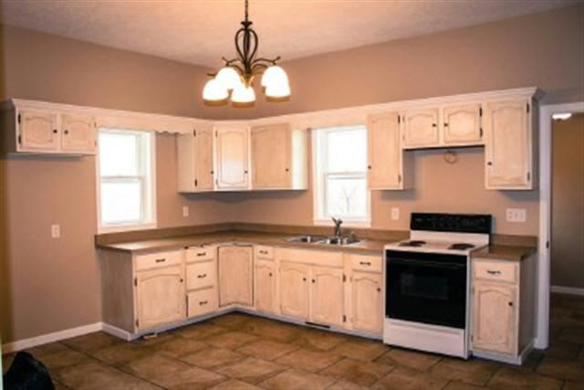 11222 W Sr 28, Redkey, IN 47373 photo 2
