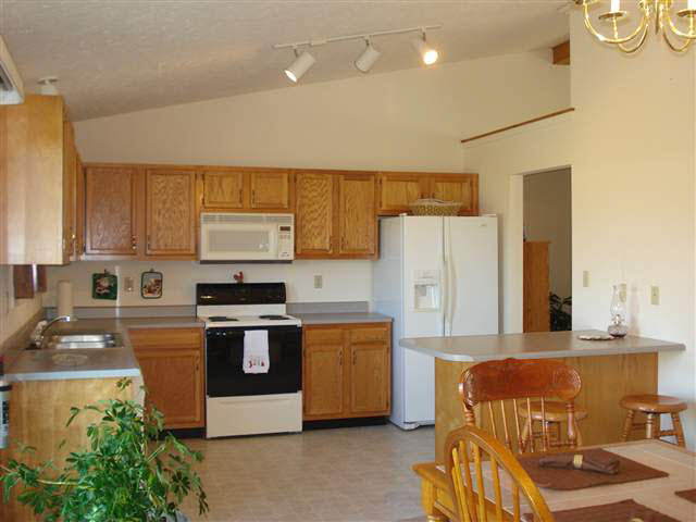 880 E Case Blvd, Albany, IN 47320 photo 6