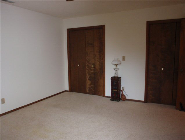 1001 S Stratford Ct, Yorktown, IN 47396 photo 14