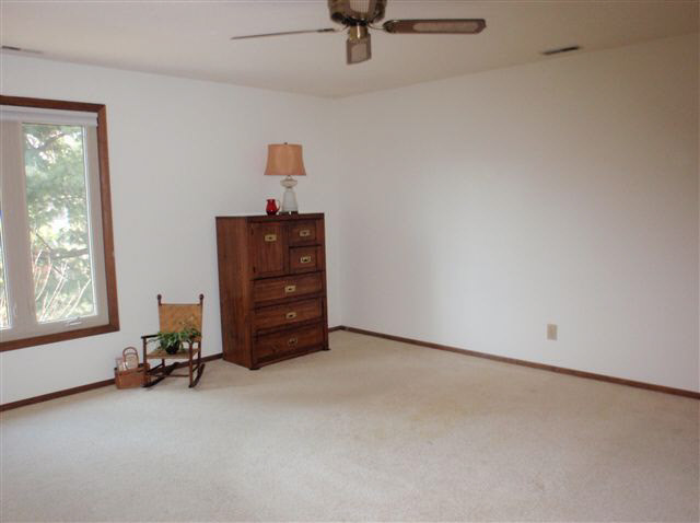 1001 S Stratford Ct, Yorktown, IN 47396 photo 13