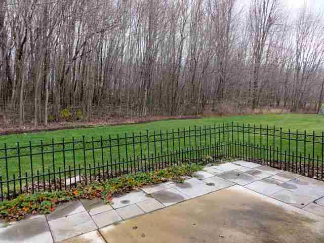 2832 W Preserve Ln, Muncie, IN 47304 photo 25