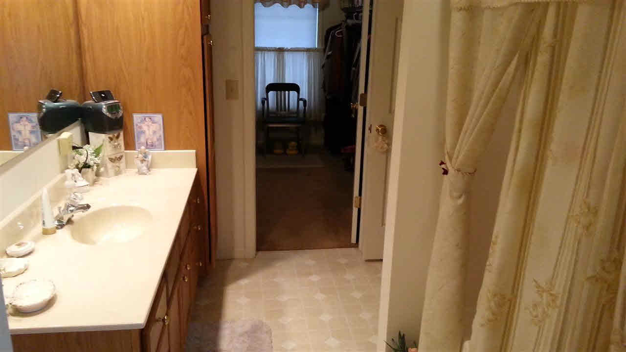 511 Lissaaron Dr, Winchester, IN 47394 photo 11
