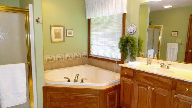 2613 N Fern Brook Way, Muncie, IN 47304 photo 8