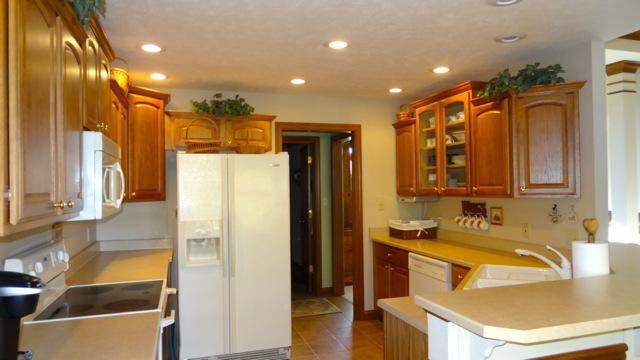 2613 N Fern Brook Way, Muncie, IN 47304 photo 6